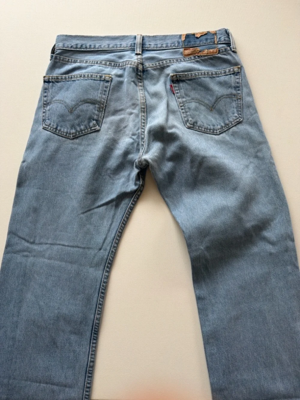 EUC Levi's Men's 505 Straight Fit Light Blue Jeans 30x29 (KB5)